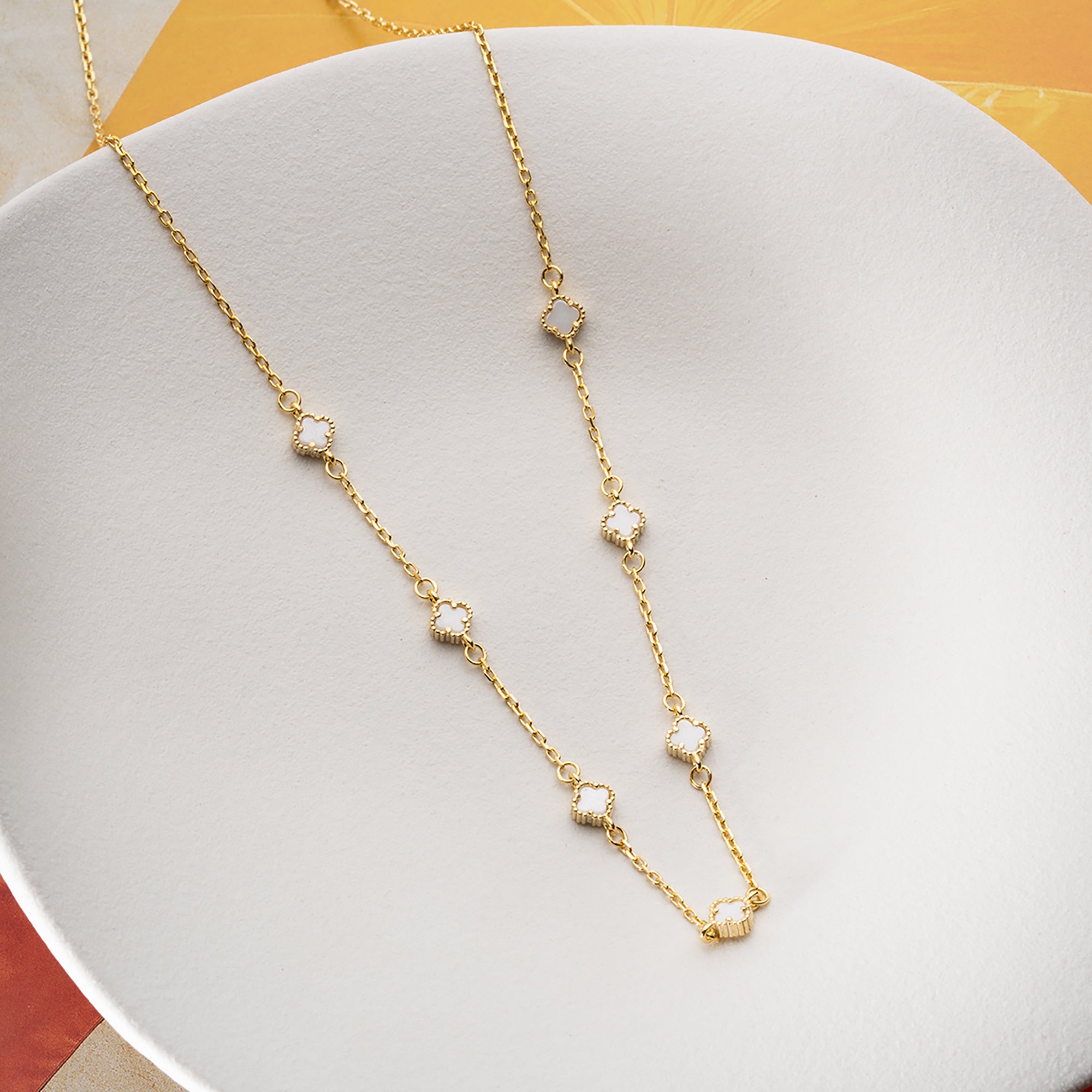 BEYAZ MİNİ YONCA KOLYE  | 925 GÜMÜŞ