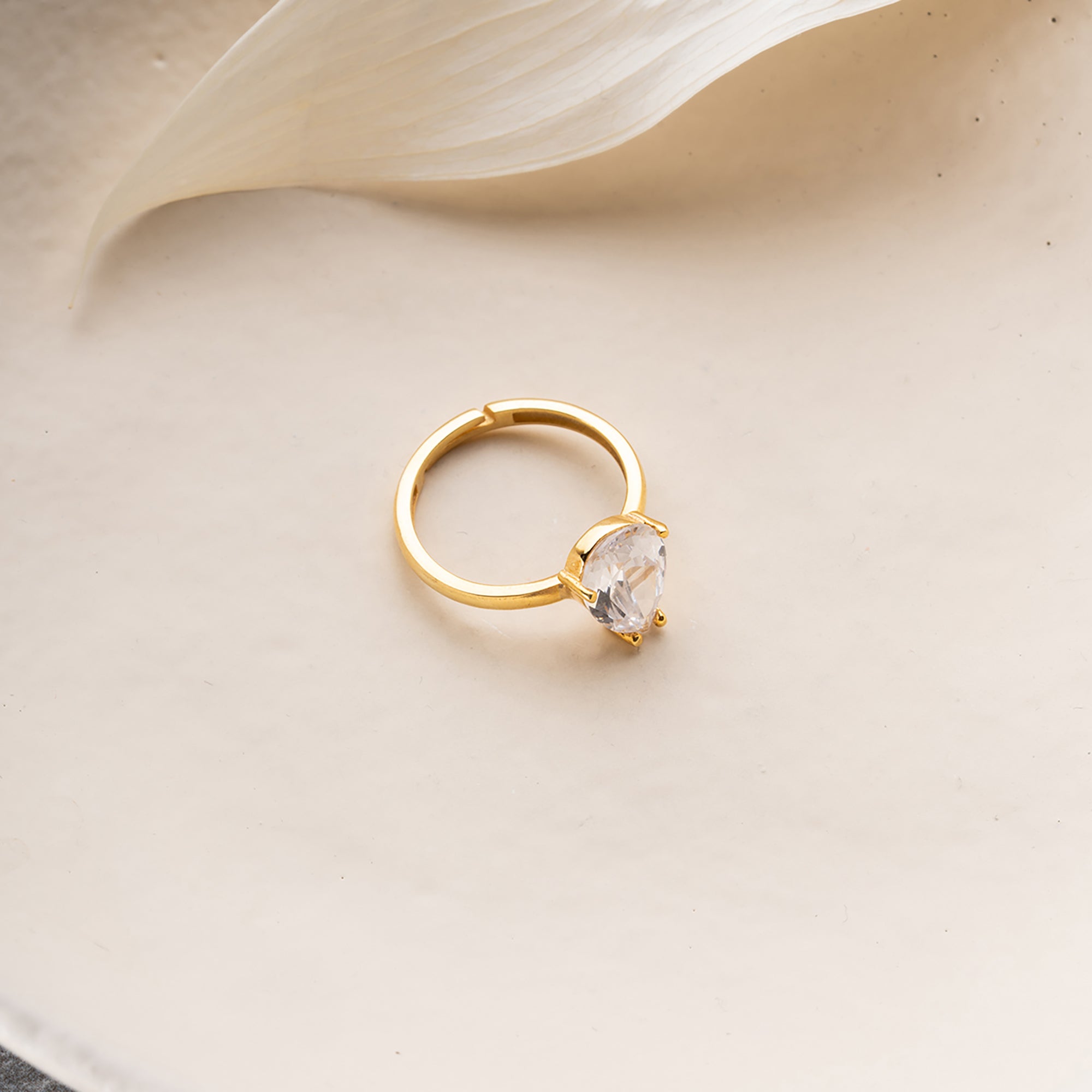 DAMLA TEK TAŞ YÜZÜK | 925 GÜMÜŞ