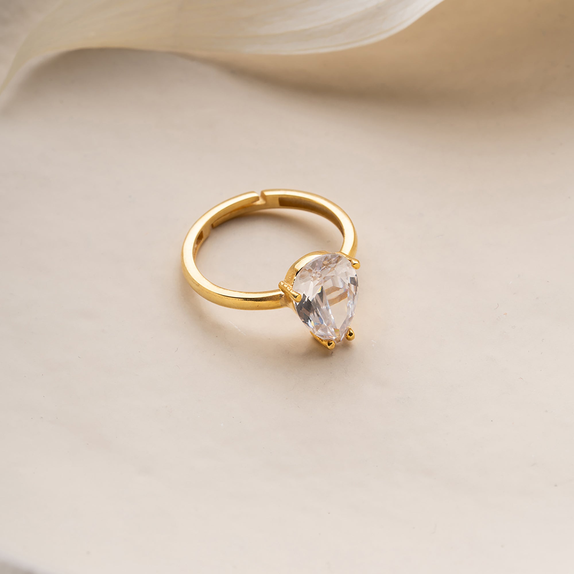 DAMLA TEK TAŞ YÜZÜK | 925 GÜMÜŞ