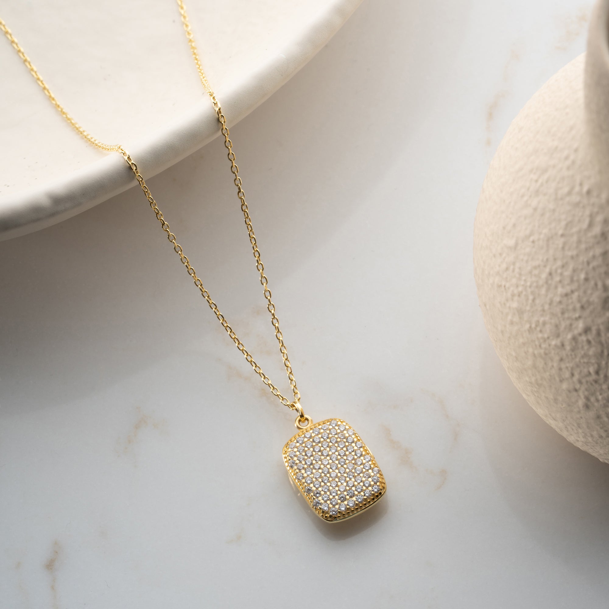 IŞILTILI KAPAKLI KOLYE | 925 GÜMÜŞ