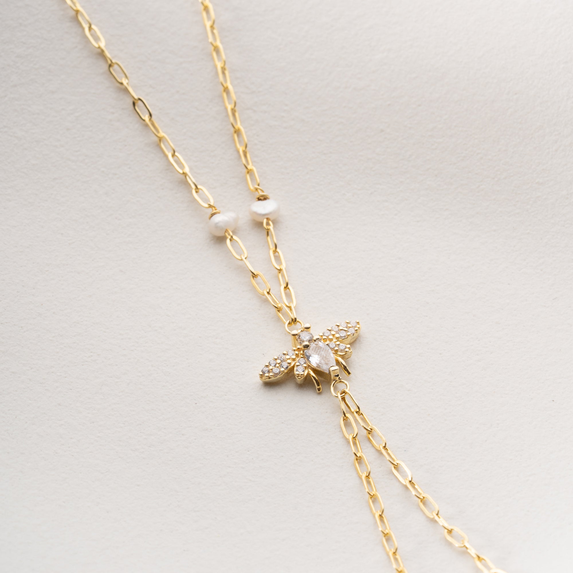 İNCİLİ ARI ŞAHMERAN | 925 GÜMÜŞ