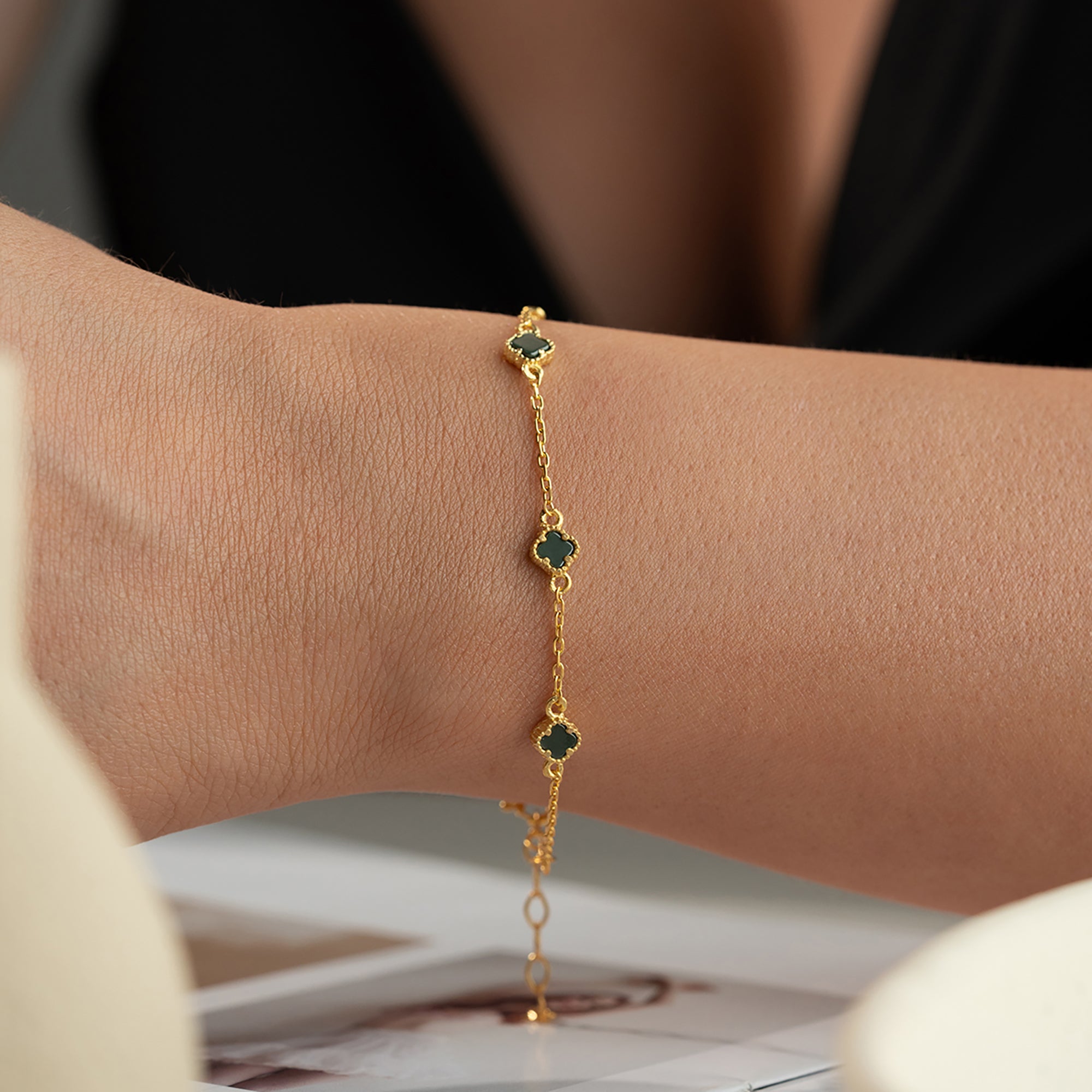 YEŞİL TAŞLI ÇOKLU YONCA BİLEKLİK | 925 GÜMÜŞ