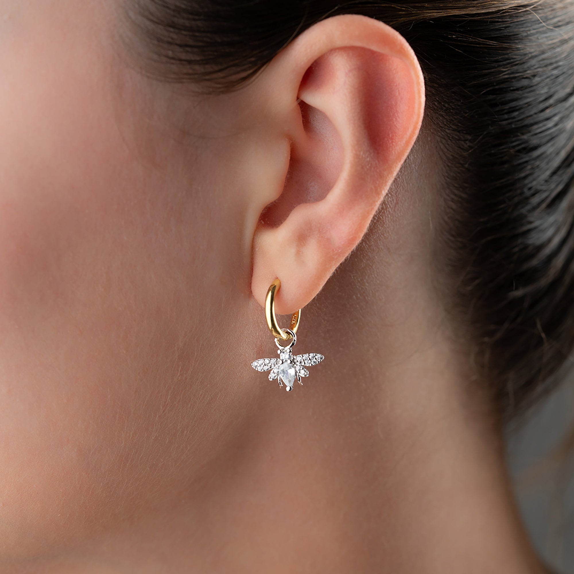 TAŞLI ARI KÜPE | 925 GÜMÜŞ