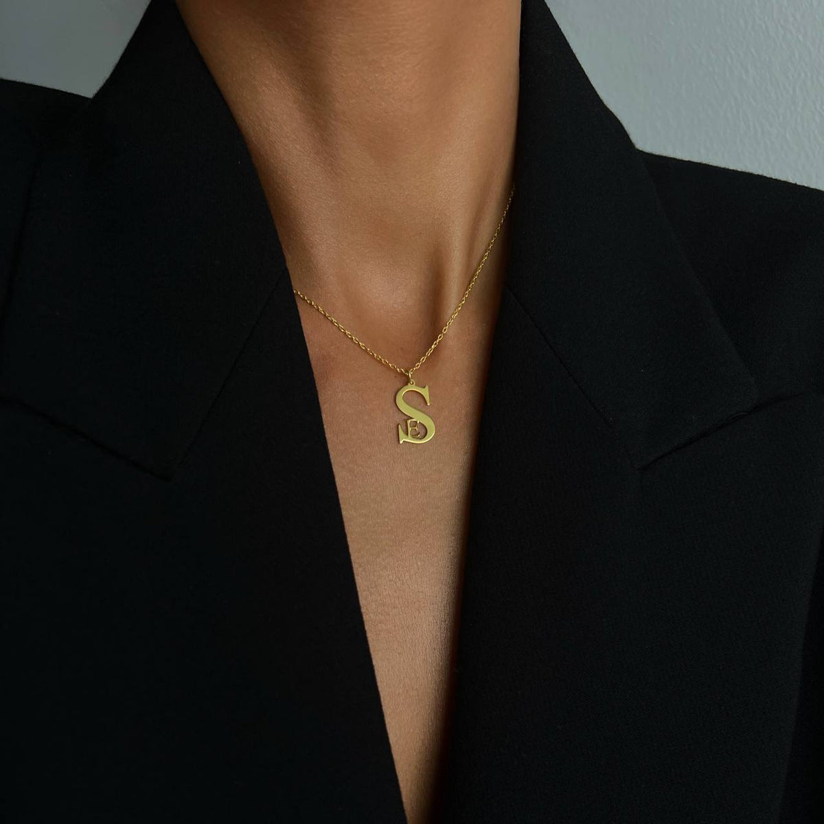 Kişiye Özel İç İçe Büyük ve Küçük Harf Kolye | 925 Ayar Gümüş – Jeweliay Jewelry – 4