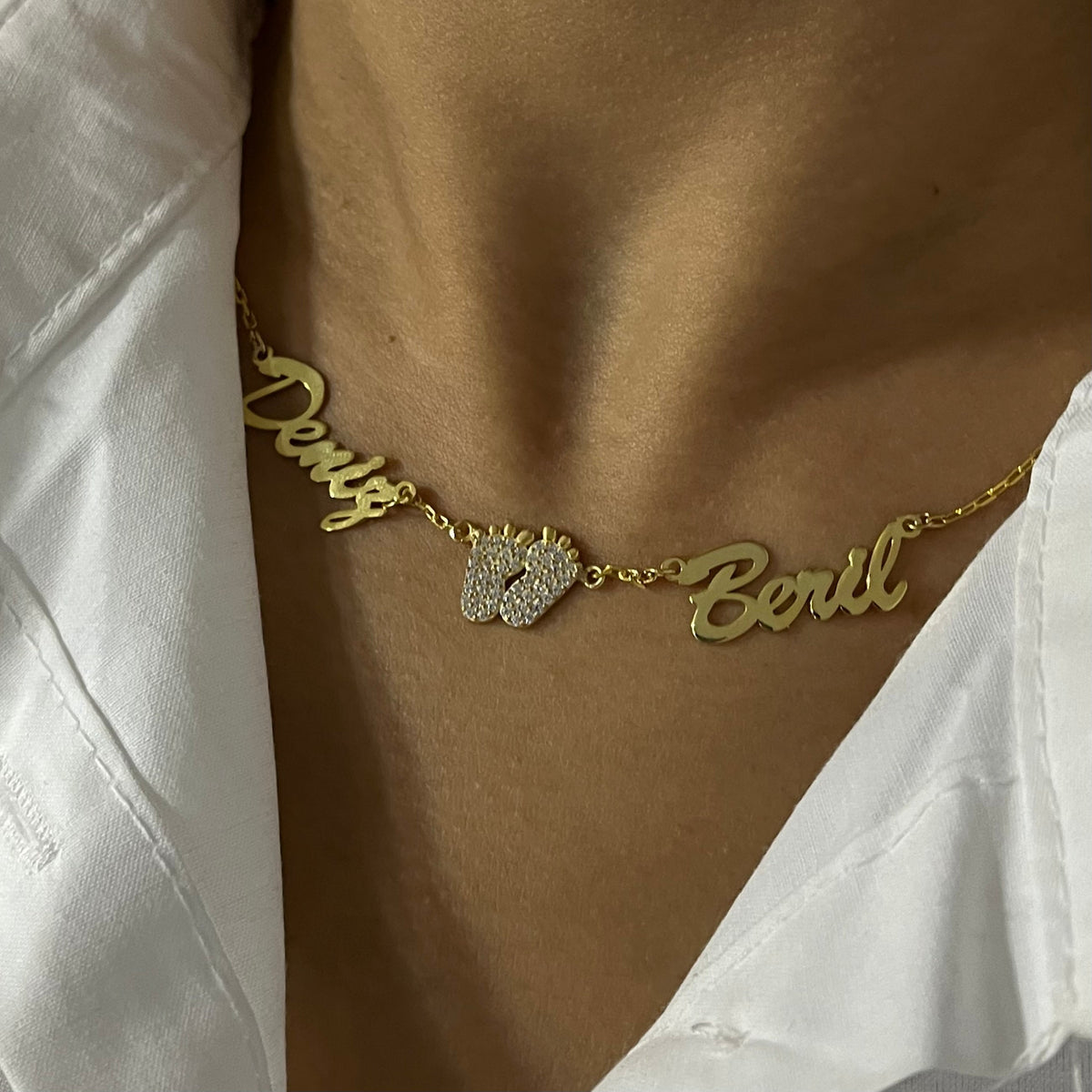 Kişiye Özel İki İsimli Zirkon Taşlı Bebek Ayaklı Kolye | 925 Ayar Gümüş – Jeweliay Jewelry – 4