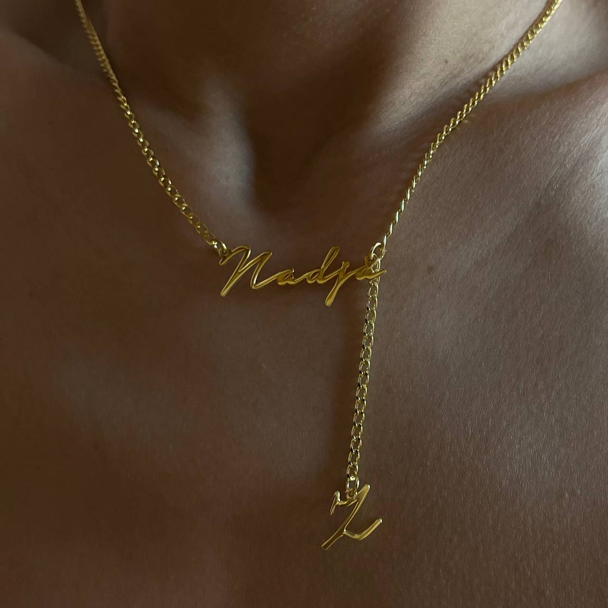 Kişiye Özel İmza İsim Yazılı Harf Sallantılı Gurmet Zincir Kolye | 925 Ayar Gümüş – Jeweliay Jewelry – 8