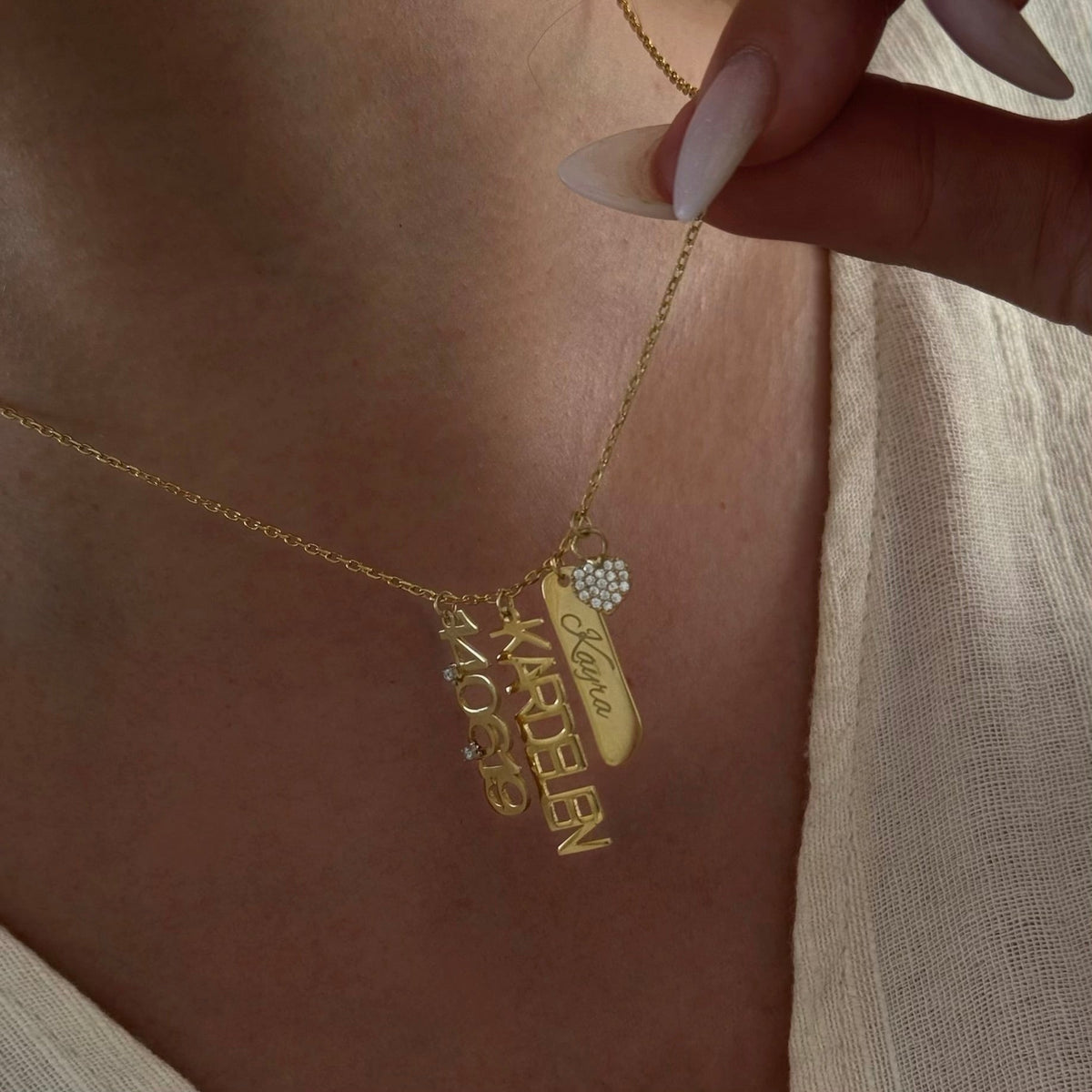 Kişiye Özel İsim Tarih Kalp Charm Anı Kolye | 925 Ayar Gümüş – Jeweliay Jewelry – 8