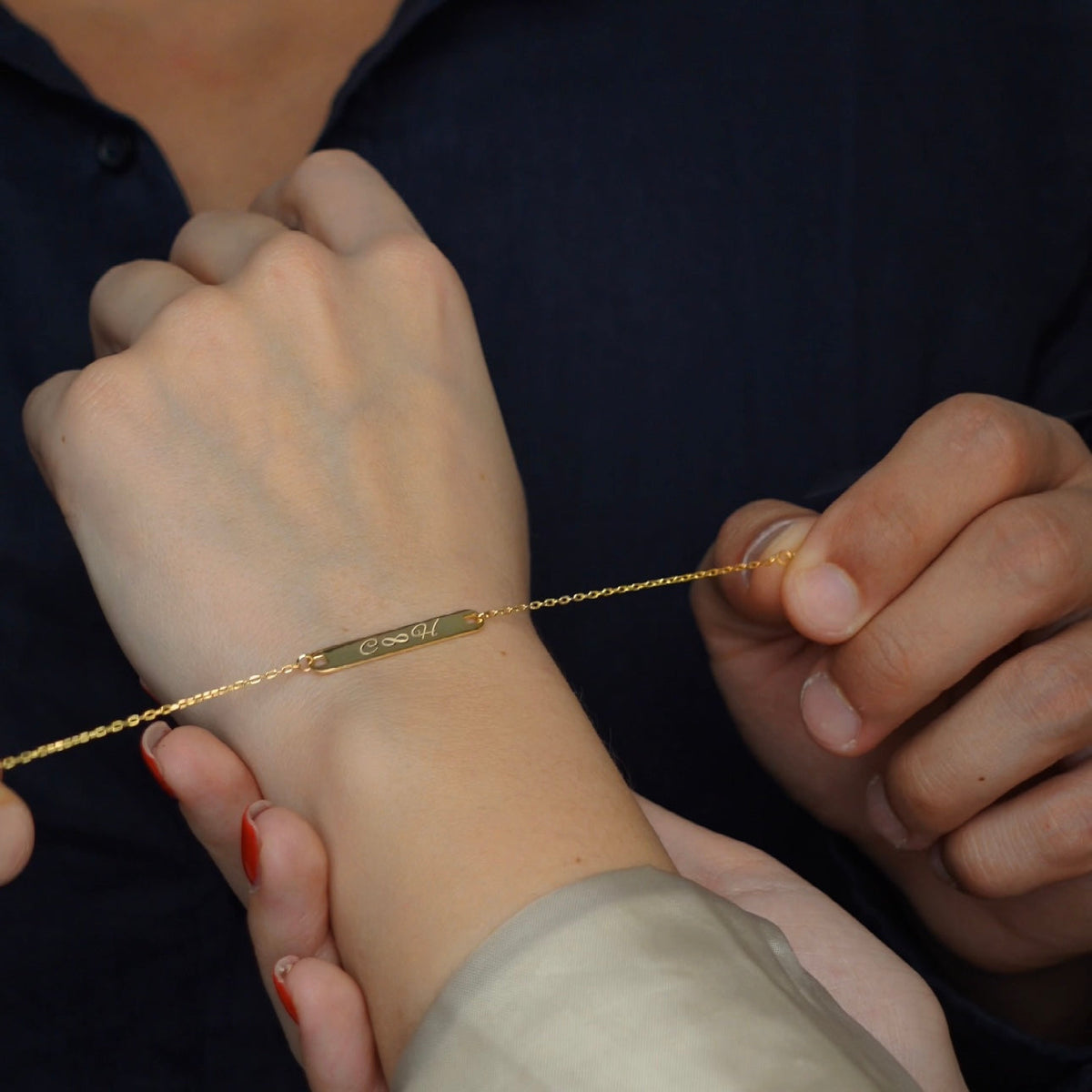 Kişiye Özel İsim Yazılı Plaka Çift Bilekliği | 925 Ayar Gümüş – Jeweliay Jewelry – 6