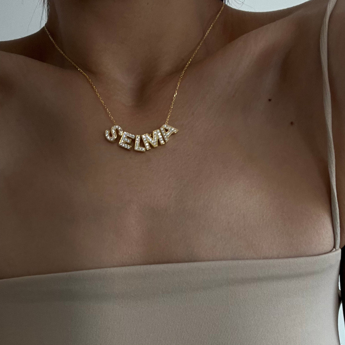 Kişiye Özel İsim Yazılı Zirkon Taşlı Büyük Harf Kolye | 925 Ayar Gümüş – Jeweliay Jewelry – 5