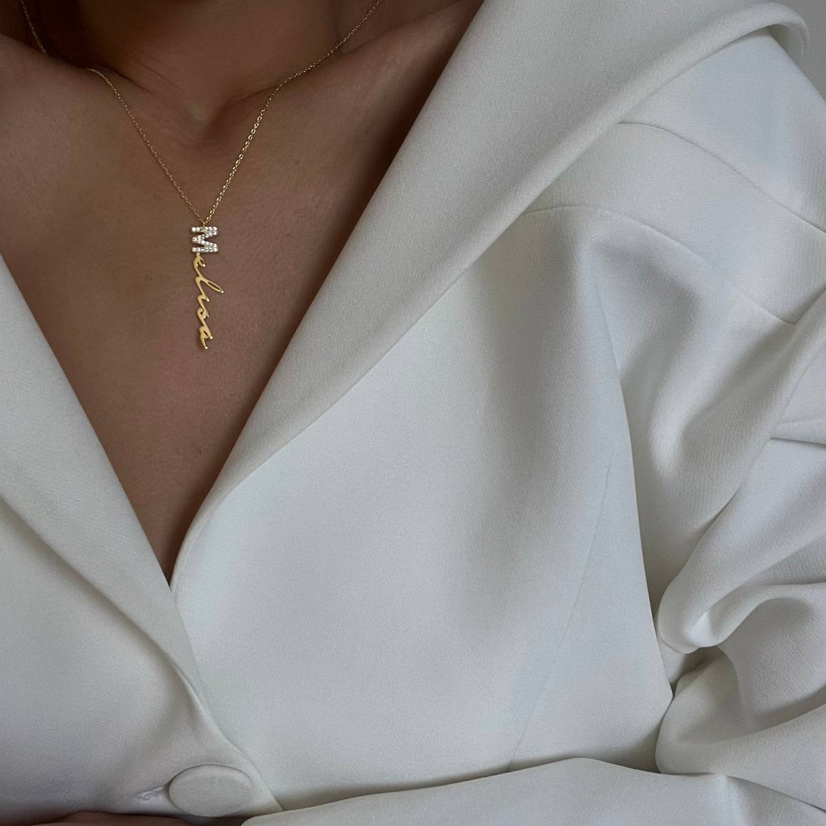 Kişiye Özel İsim Yazılı Zirkon Taşlı Dikey İmza Kolye | 925 Ayar Gümüş – Jeweliay Jewelry – 4