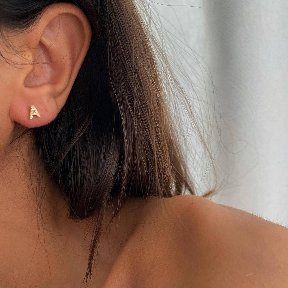 Kişiye Özel Zirkon Taşlı Çivili Harf Küpe | 925 Ayar Gümüş – Jeweliay Jewelry – 6