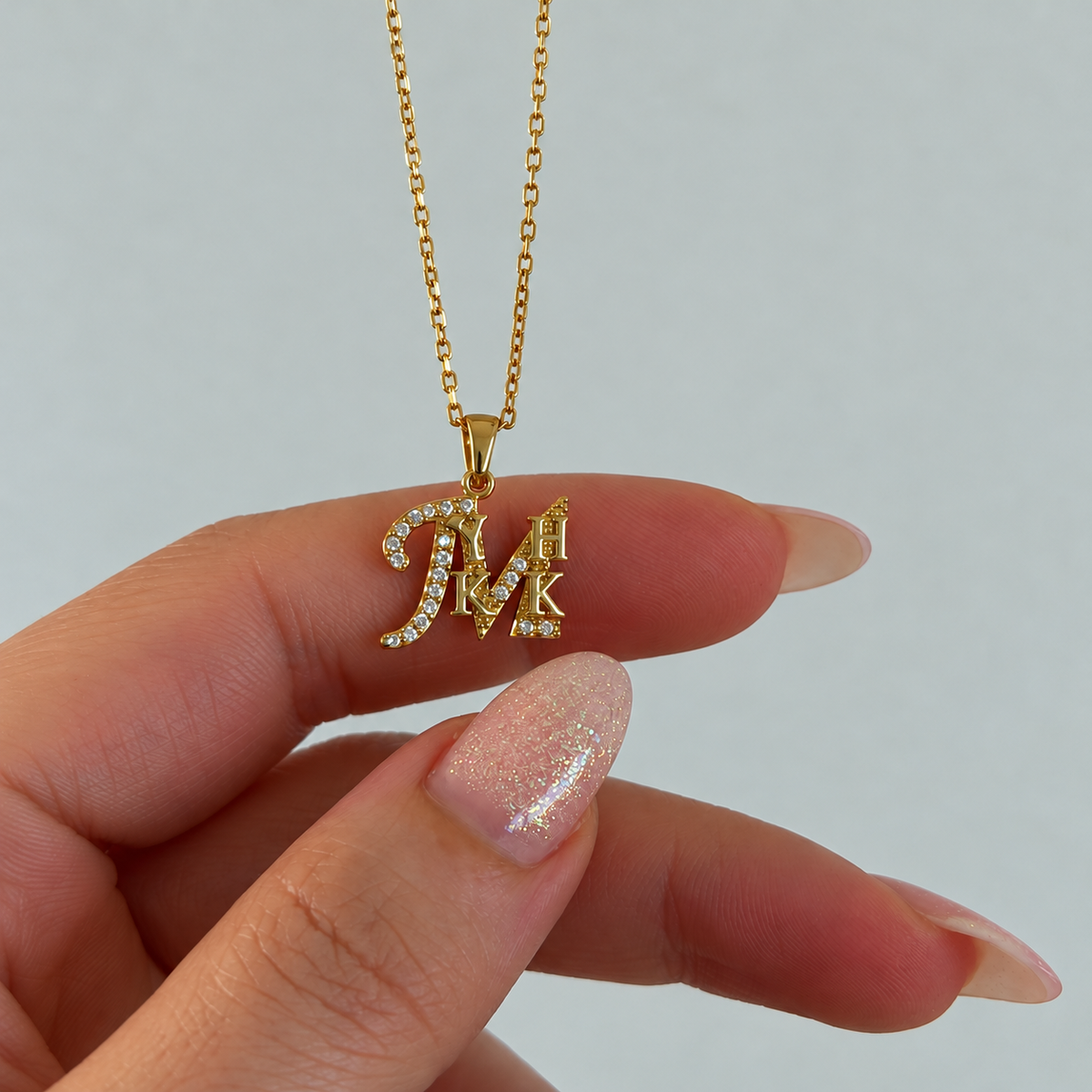 Kişiye Özel Zirkon Taşlı Premium Büyük Harf x Küçük Harf Kolye – Jeweliay Jewelry – 03