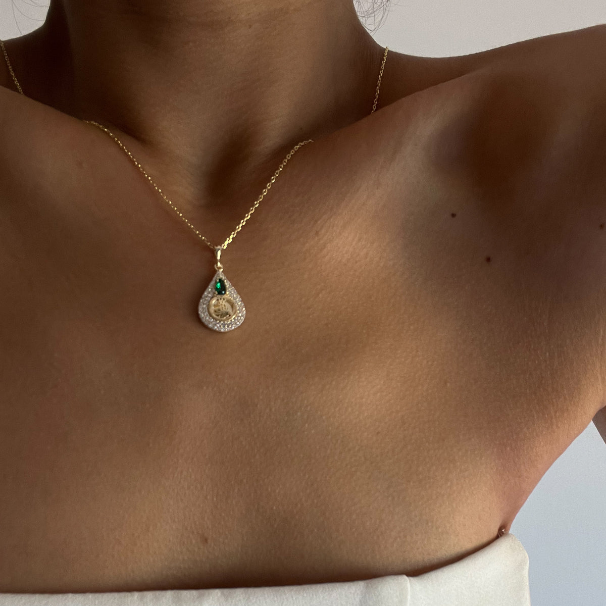 Zümrüt Taşlı Tuğra Kolye | 925 Ayar Gümüş – Jeweliay Jewelry – 4